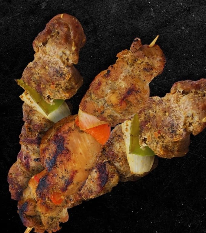 Pincho de pollo o cerdo